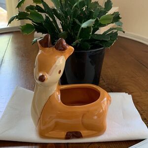 Vintage Hand‎ Painted Deer Planter. Cute for succulents or plants window decor